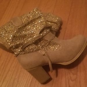 Brown Suede Rhinestones studded Ankle Boots With tassel